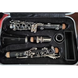 Quality Pre-Owned Clarinet, Buffet B12-P Model